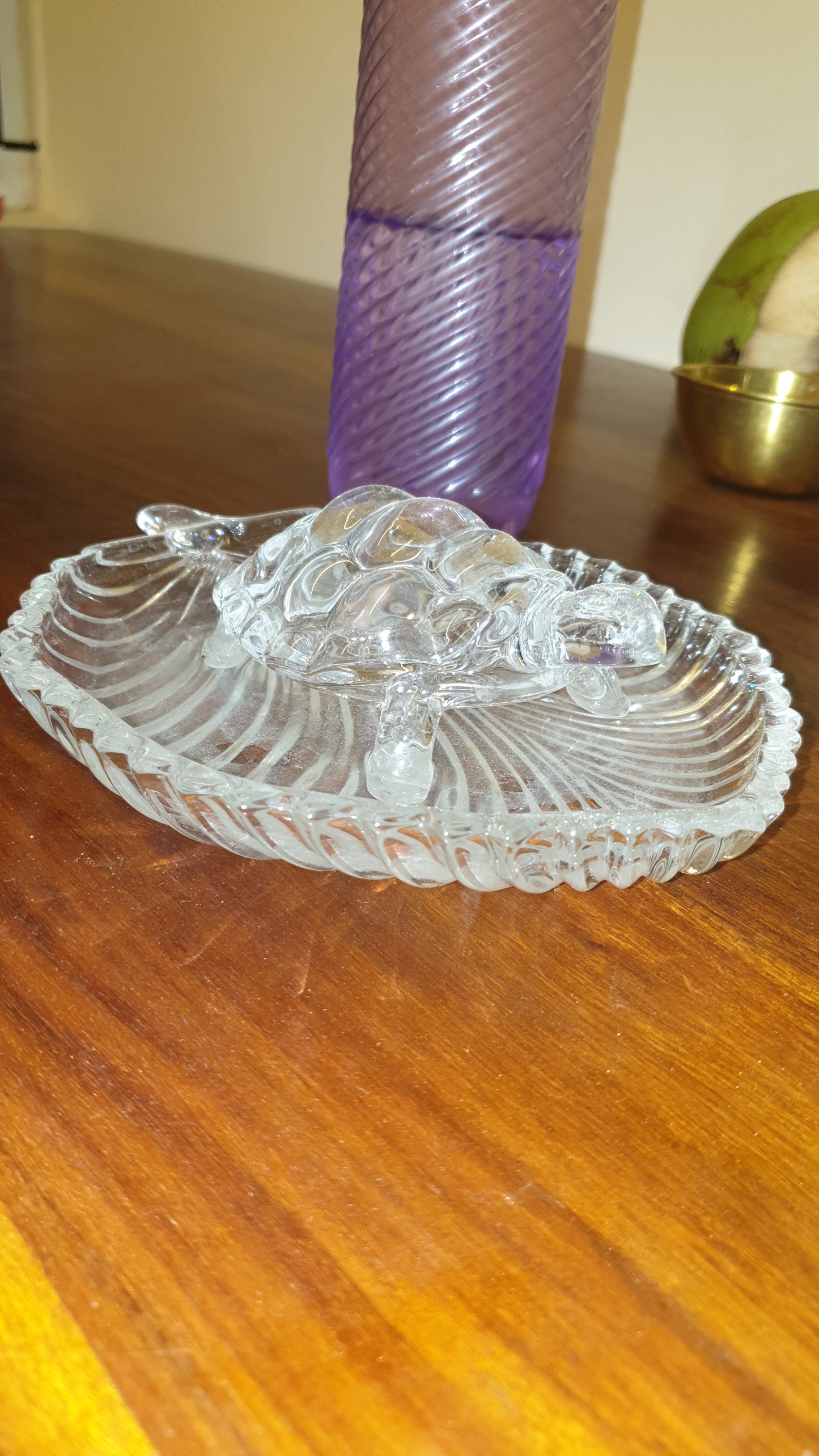 Glass Turtle with Leaf-Shaped Glass Plate | Good Luck & Prosperity Showpiece for Home, Office & Gifting | Decorative Vastu Tortoise