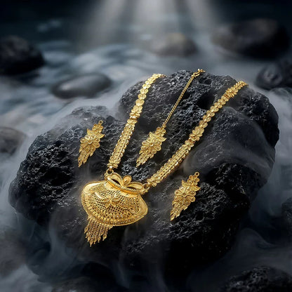 Royal Heritage Necklace, Luxurious Gold-Plated Bridal Necklace Set