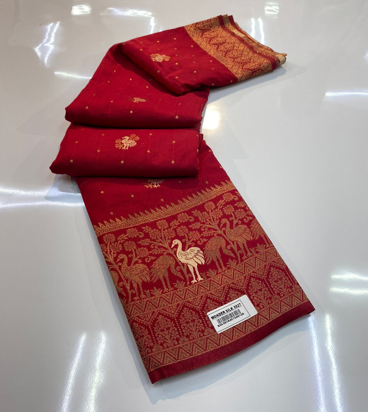 VAMAAR Premium Wonder Silk Saree – Full Gold Zari Weave with Rich Contrast Pallu & Blouse